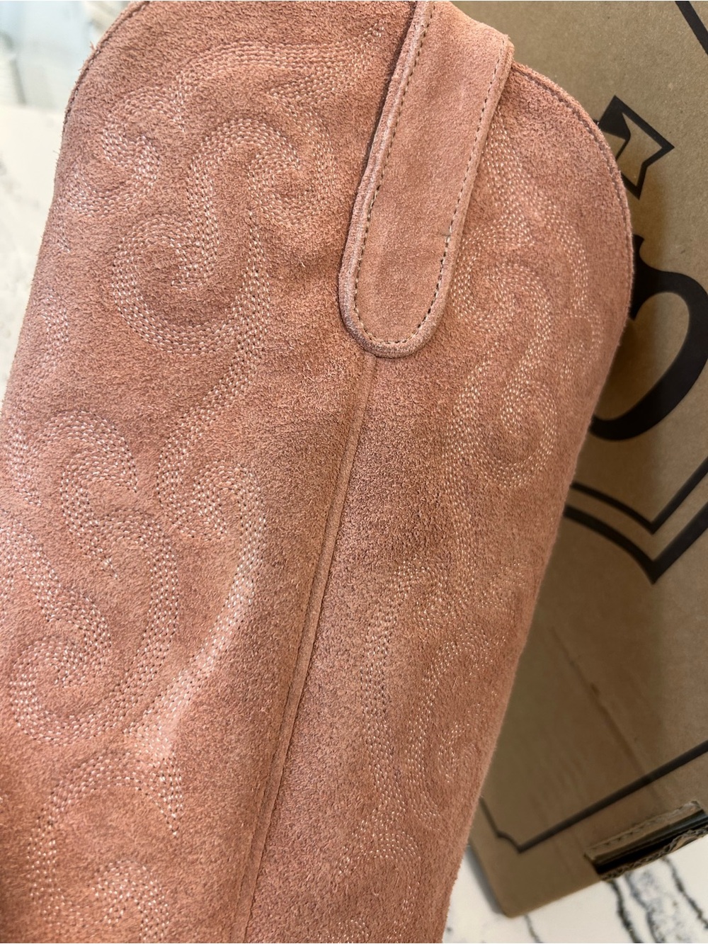 Cavender’s Women’s Dusty Rose Pink Suede Cowboy boots - size 8B - NEW - Picture 2 of 8